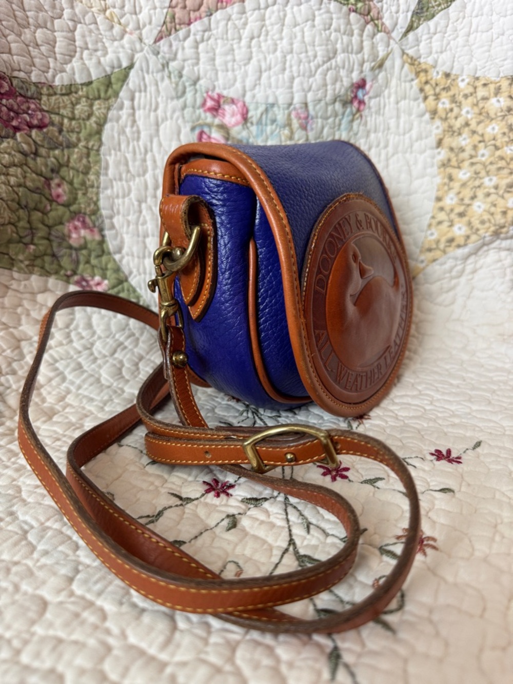 Vintage Dooney & Bourke Indigo Big Duck Crossbody Saddle Bag - Picture 11 of 11